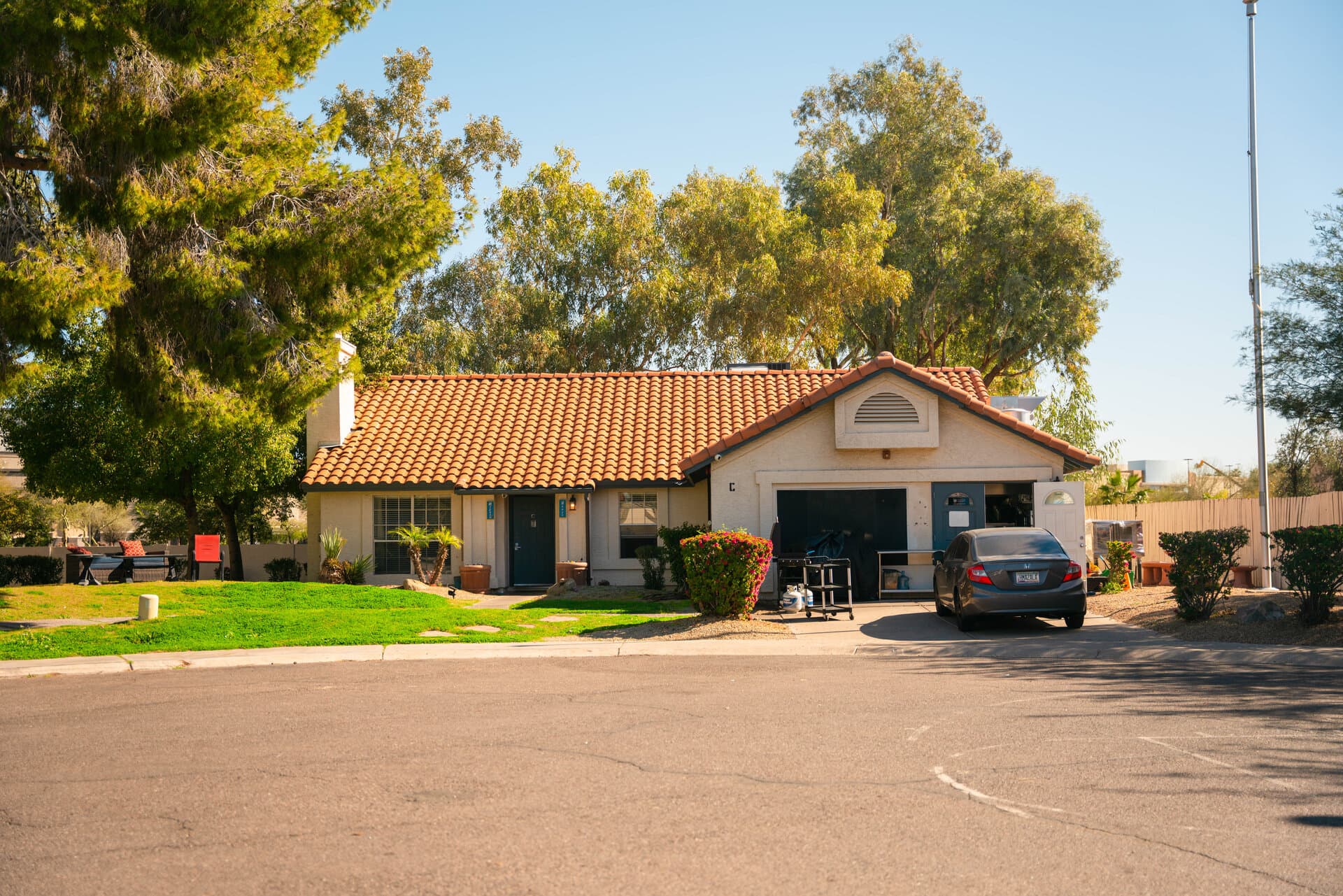 Group therapy session at Virtue Recovery Chandler